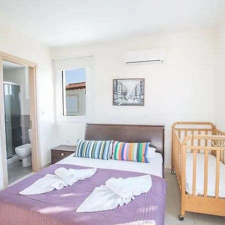 Foros Enas - Modern 4 Bedroom Pernera With Private Pool - Close To The * Protaras