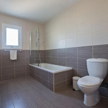 Foros Enas - Modern 4 Bedroom Pernera With Private Pool - Close To The 别墅 普罗塔拉斯