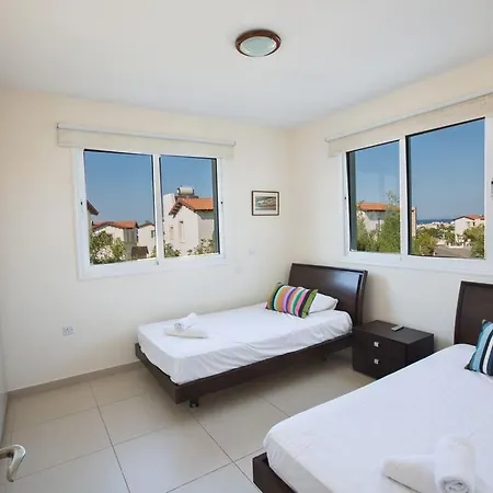 Foros Enas - Modern 4 Bedroom Pernera With Private Pool - Close To The *