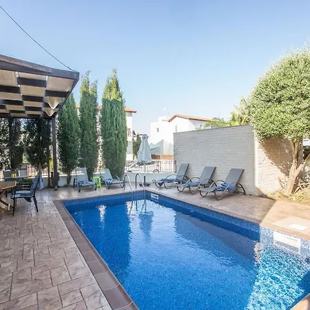 Foros Enas - Modern 4 Bedroom Pernera With Private Pool - Close To The Protaras